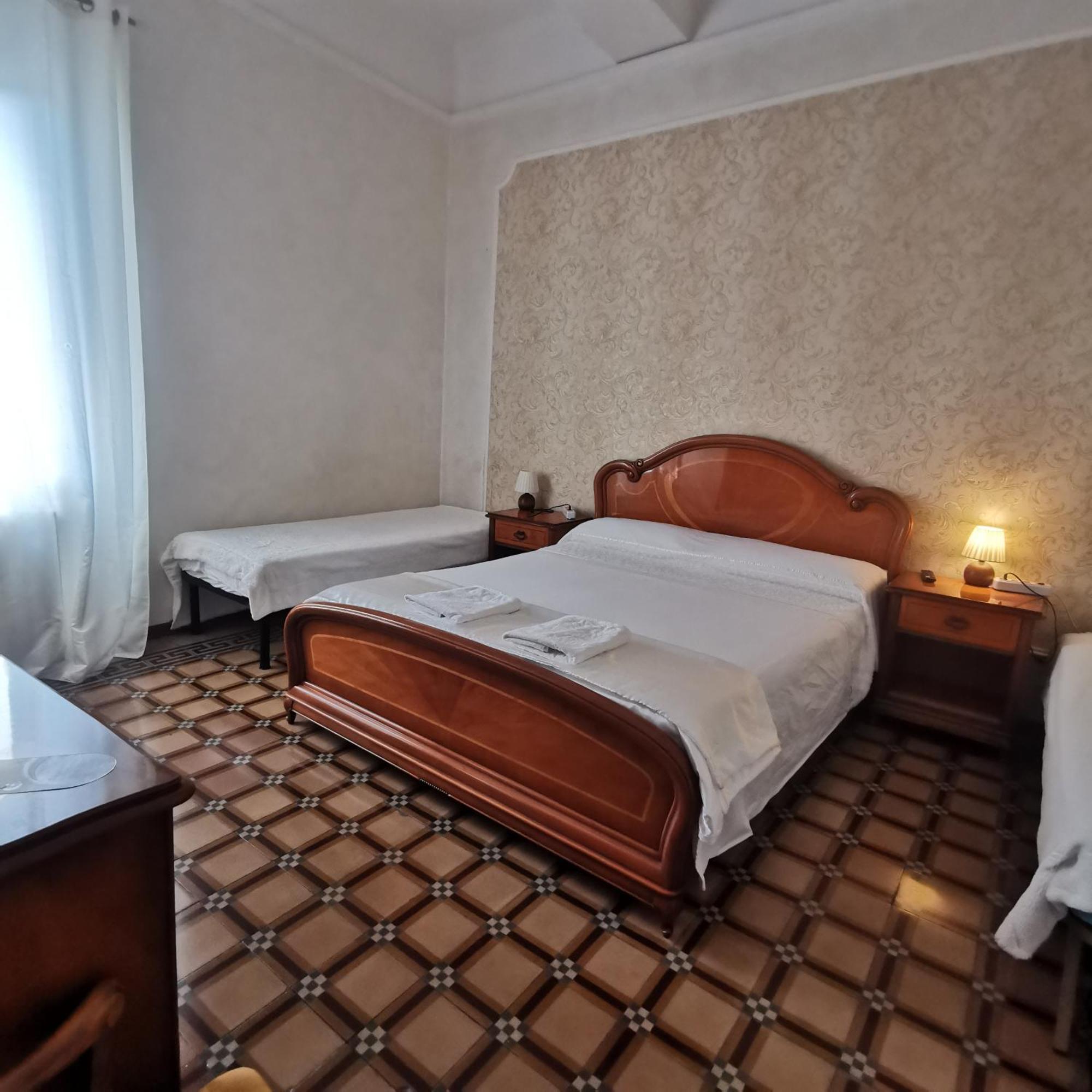 Albisola Bed And Breakfast Albisola Superiore Exterior foto